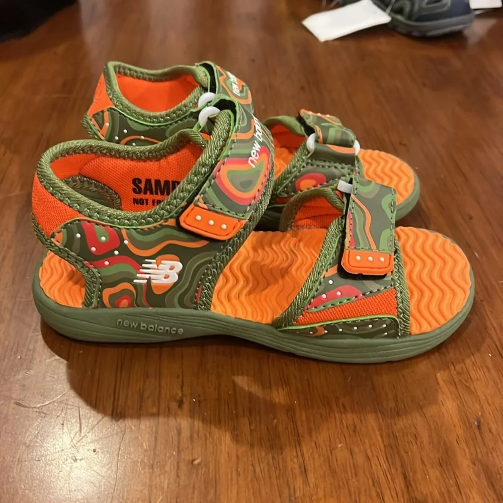 New Balance Kids Poolside Sandal Shoes new camo Size 12 Toddlers boys girls